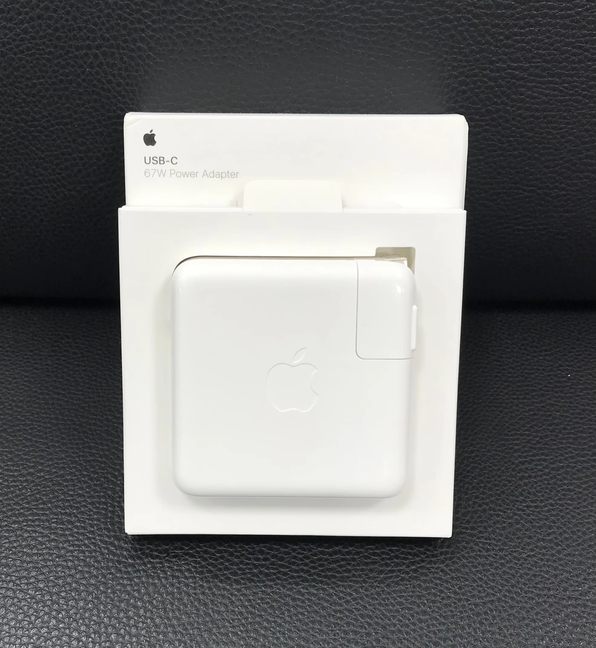 Apple 67W power adapter LA 2